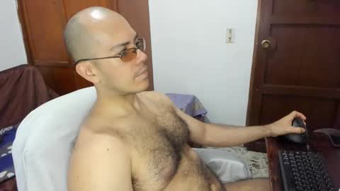 Snapshot of saintedy01 chatting on 10.11.25 saintedy01 online show from 10.11.25