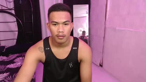 Snapshot of saj_taylor chatting on 11.04.25 Taylor online show from 11.04.25