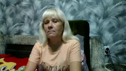sakura_blonde online show from 10.10.25