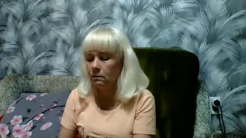 sakura_blonde online show from 10.26.25