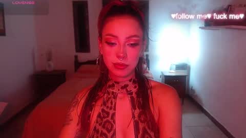 Snapshot of sakuraa_beauty chatting on 03.05.25 Sakura online show from 03.05.25