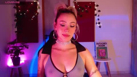 Snapshot of sakuraa_beauty chatting on 02.06.26 Sakura online show from 02.06.26