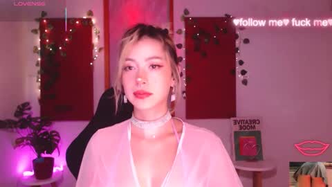 Snapshot of sakuraa_beauty chatting on 03.23.26 Sakura online show from 03.23.26