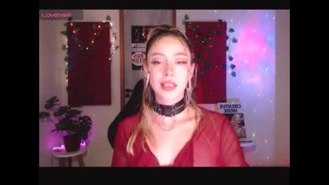 Snapshot of sakuraa_beauty chatting on 04.11.26 Sakura online show from 04.11.26