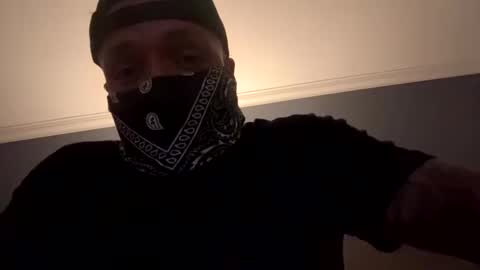 Snapshot of saldivarpablo90501 chatting on 10.14.25 saldivarpablo90501 online show from 10.14.25