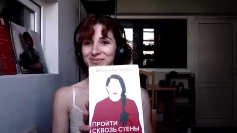 Snapshot of salleyrancourt chatting on 07.11.26 Ariel online show from 07.11.26