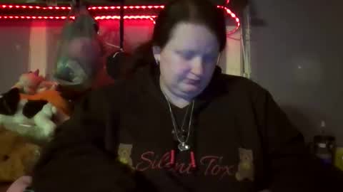 sallyrose1992 online show from 09.17.25