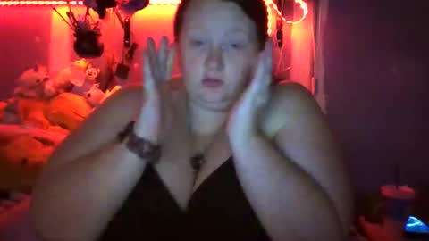 sallyrose1992 online show from 09.21.25