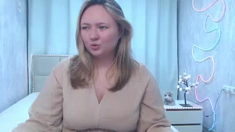 Snapshot of sallyverda chatting on 07.03.26 Sally online show from 07.03.26
