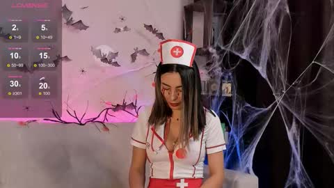 Snapshot of salmaesco chatting on 10.30.25 Salma online show from 10.30.25