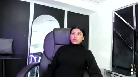 salmaportman_ online show from 09.26.25