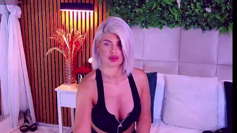 SalmaRoze online show from 05.01.26