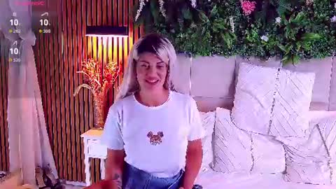SalmaRoze online show from 08.09.26