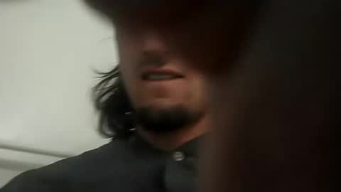 Snapshot of salmonman1305 chatting on 09.15.25 salmonman1305 online show from 09.15.25