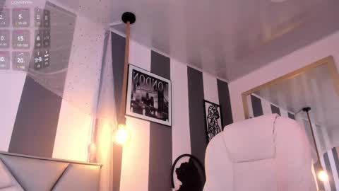 salome__evans online show from 02.19.25