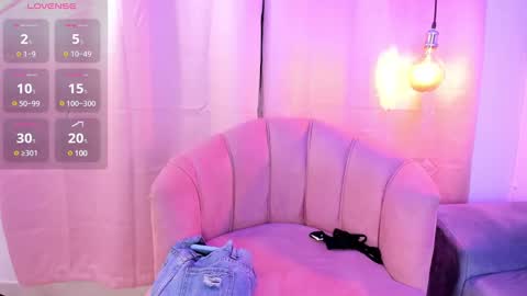 Snapshot of salome_and_karol chatting on 12.23.24 salome_and_karol online show from 12.23.24