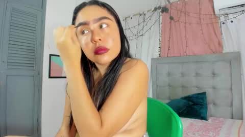 Snapshot of salome_domi chatting on 10.02.25 salome online show from 10.02.25