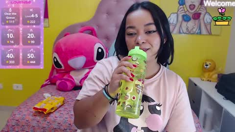 Snapshot of salome_franco chatting on 12.18.24 Sofii online show from 12.18.24