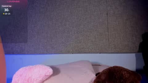 Snapshot of salomeferreira_ chatting on 11.10.25 Salome Ferreira online show from 11.10.25