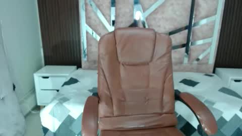 Snapshot of salomemilf202 chatting on 10.01.25 salomemilf202 online show from 10.01.25