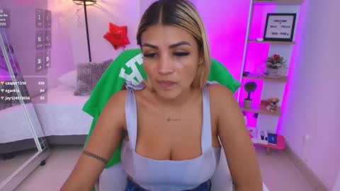 Snapshot of saloomee__ chatting on 03.12.25 SALOME online show from 03.12.25