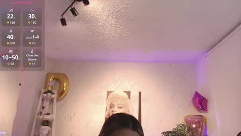 Snapshot of saloomee__ chatting on 10.03.25 SALOME online show from 10.03.25