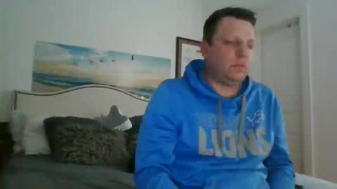 Snapshot of salsbud2022 chatting on 02.13.25 salsbud2022 online show from 02.13.25