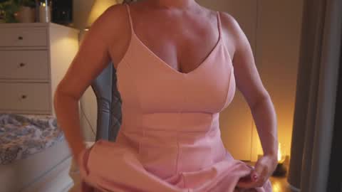 IsaBella-  online show from 02.21.26