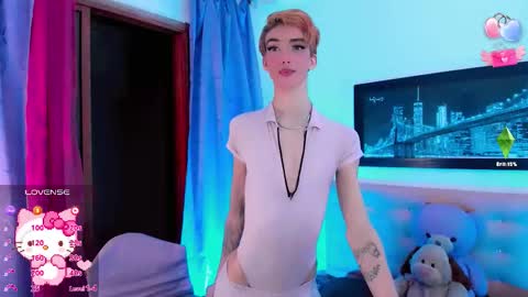 Snapshot of salvatore_boom chatting on 09.18.25 salvatore_boom online show from 09.18.25