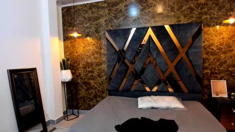 SALVATORE online show from 01.22.25