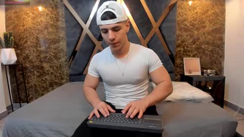 SALVATORE online show from 02.11.25