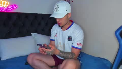Snapshot of salvatore_dereck chatting on 07.02.26 online show from 07.02.26