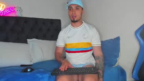 Snapshot of salvatore_dereck chatting on 07.05.26 online show from 07.05.26