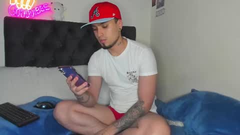 Snapshot of salvatore_dereck chatting on 07.14.26 online show from 07.14.26