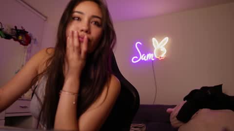 Snapshot of sam01___ chatting on 01.28.25 Stefana or Samchispas online show from 01.28.25