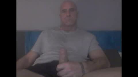 Snapshot of sam95444 chatting on 12.17.25 Sam online show from 12.17.25