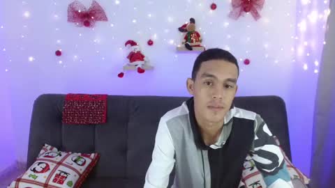 Snapshot of sam_17_cm chatting on 12.11.24 SAM AND BRENDA online show from 12.11.24