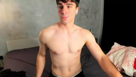 Snapshot of sam_huston18 chatting on 07.09.26 BACK IN 2 WEEKS online show from 07.09.26
