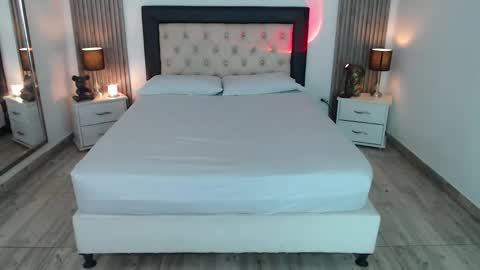 SAM MANSON online show from 03.07.25