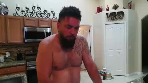 Snapshot of sam_papithebarber chatting on 10.24.25 sam_papithebarber online show from 10.24.25