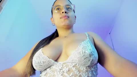 Snapshot of samanta__sweetx chatting on 05.14.26 Samanta Sweet online show from 05.14.26