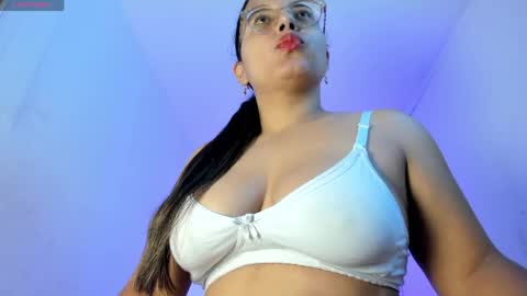Snapshot of samanta__sweetx chatting on 05.20.26 Samanta Sweet online show from 05.20.26