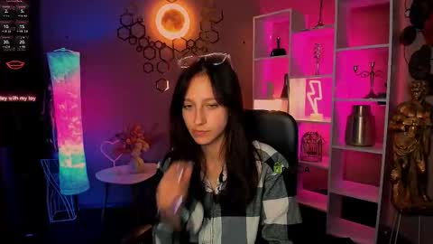 samanta_kisses online show from 12.18.25