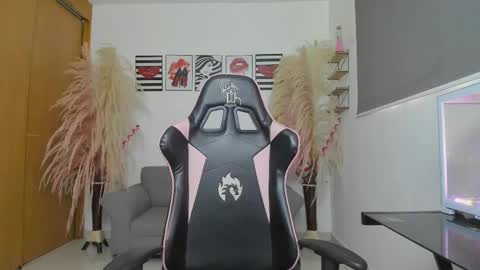 Snapshot of samantha_ga chatting on 02.12.25 Samantha ga online show from 02.12.25