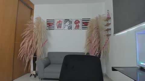 Snapshot of samantha_ga chatting on 02.22.25 Samantha ga online show from 02.22.25