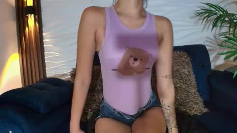 samantha_hott01 online show from 11.01.25