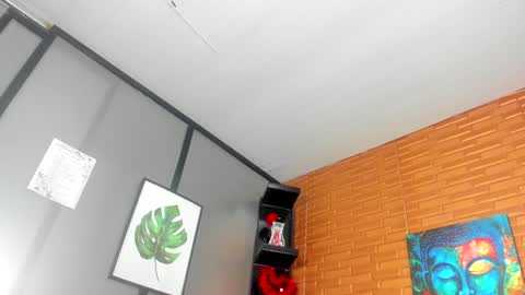 Snapshot of samantha_milfs chatting on 01.17.25 samantha_milfs online show from 01.17.25