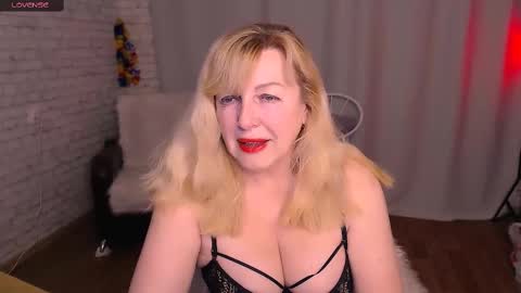 Samantha online show from 02.15.25