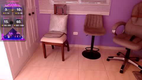 samantha_thompsoon online show from 12.30.24