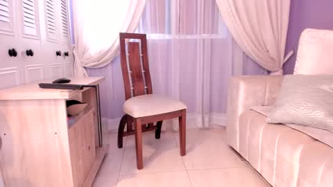 Snapshot of samantha_thompsoon chatting on 11.05.25 samantha_thompsoon online show from 11.05.25